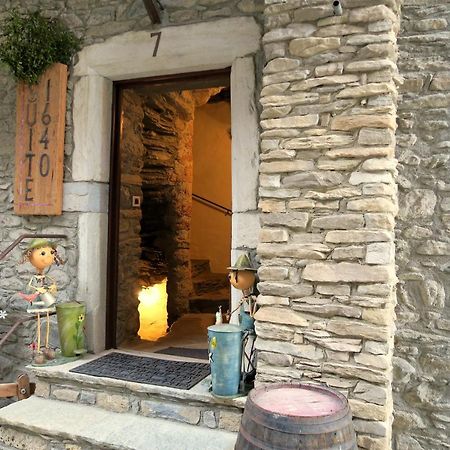 Romantica Suite Con Vasca Idromassaggio Aosta Bagian luar foto