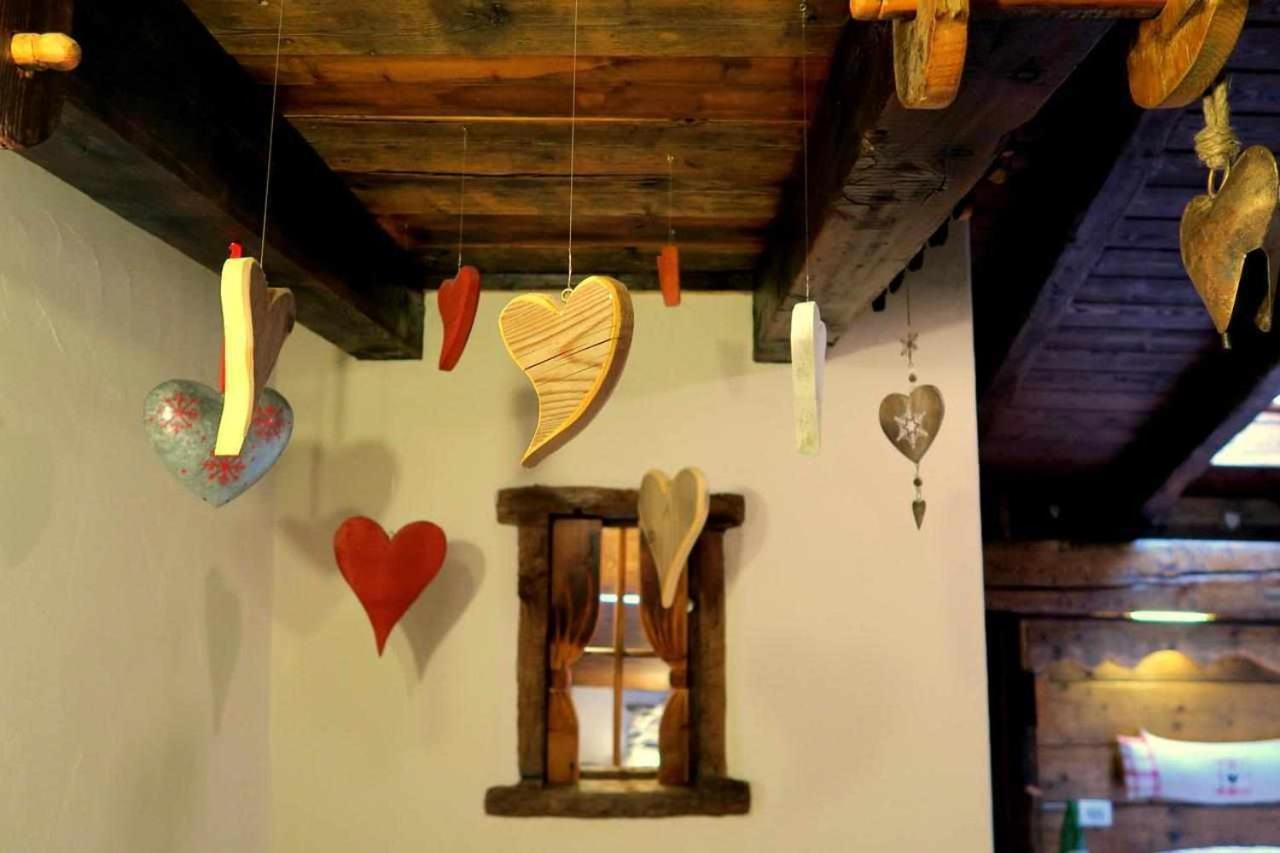 Romantica Suite Con Vasca Idromassaggio Aosta Bagian luar foto