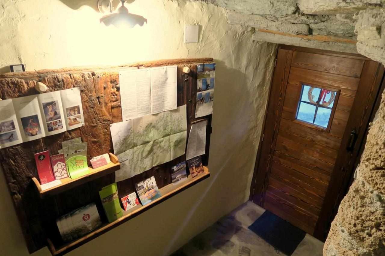 Romantica Suite Con Vasca Idromassaggio Aosta Bagian luar foto